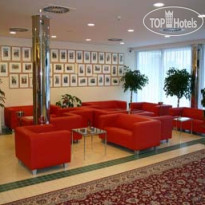 Ramada Airport Hotel Prague 