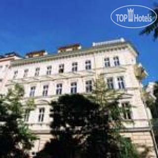 Фото отеля Mamaison Residence Belgicka Prague 4*