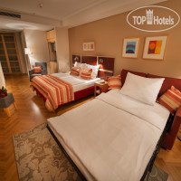 Ea Hotel Julis 4*