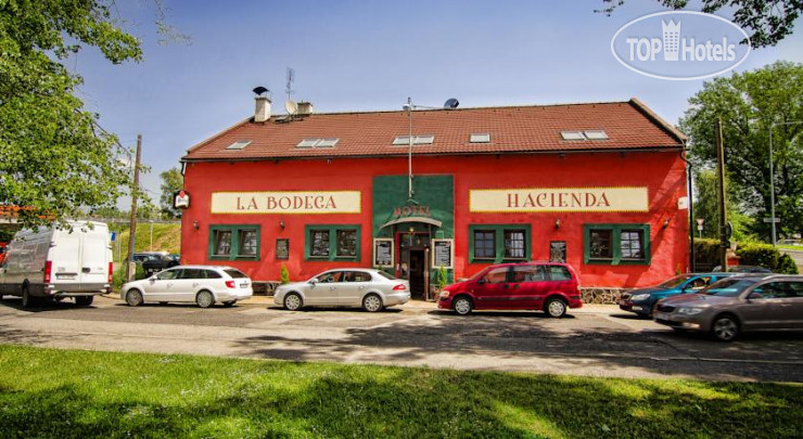 Фотографии отеля  Hotel & Steak House Hacienda La Bodega 3*