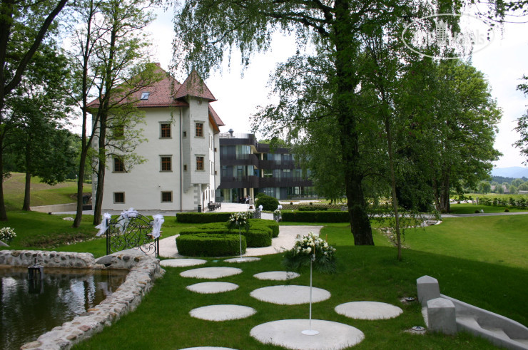 Фотографии отеля  Hotel and Manor Drnca 4*