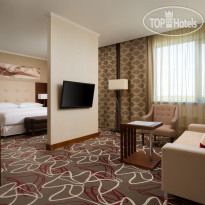 Skypoint Luxe Hotel Sheraton Sheremetyevo Hotel Junior Suite