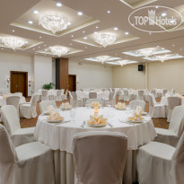 Skypoint Luxe Hotel – Sheraton Sheremetyevo Hotel Grand Ballroom banquet set up