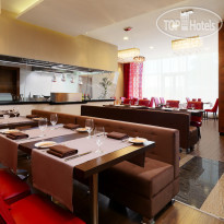 Skypoint Luxe Hotel Sheraton Sheremetyevo Hotel East 37 - Pan-Asian restaurant