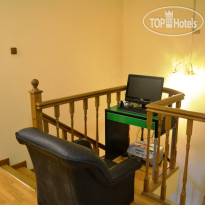 Green Mango Hostel