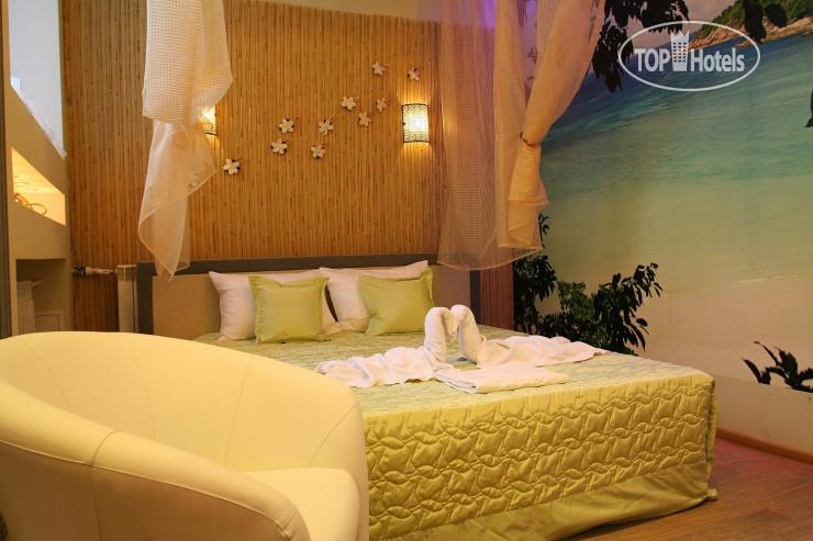 Рандеву (Мосфильмовская)