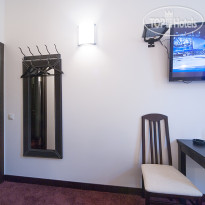 4 Rooms