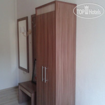 Day And Night Hostel 