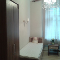 Day And Night Hostel 