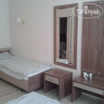 Day And Night Hostel 