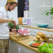 OT UMA Creative Hostel House 