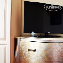 Grammy Hotel 