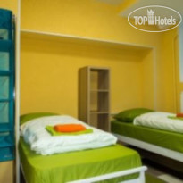 De-Hostel 