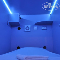 Time Free Space Capsule Hostel