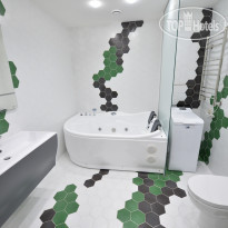 Необыкновенный Отель Люкс с джакуззи