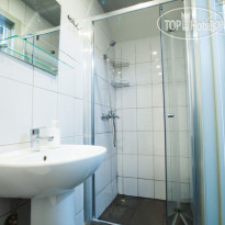 Buran capsule hotel