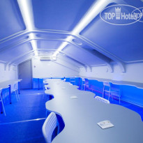 Buran capsule hotel
