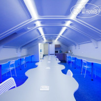 Buran capsule hotel