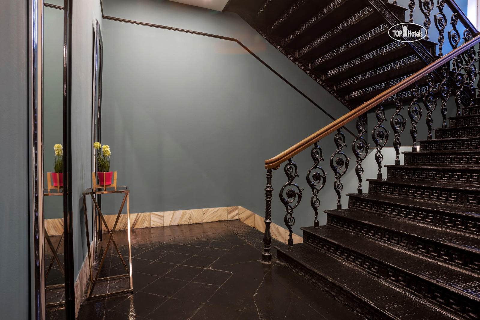 Шато волго москва. Резиденция тверская. Шато волго отель москва. Резиденс тверская 9. Шато волго.