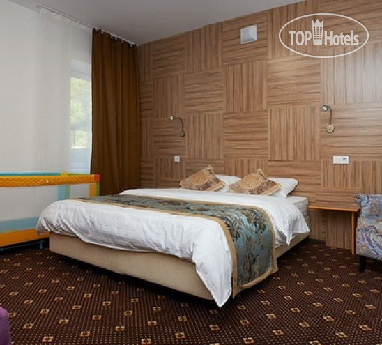 Апельсин на Преображенской площади