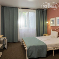 Melton Hotel 
