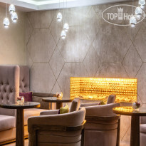 The Carlton, Moscow