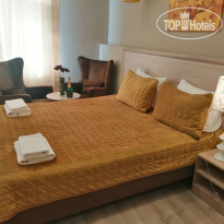 Boutique Hotel 7 Elephants №5.Солнечная сторона. Окна вых