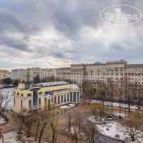 Апельсин на Чистых Прудах 