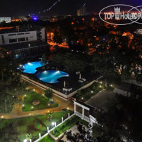 ПРИМОРЬЕ GRAND RESORT HOTEL Территория отеля