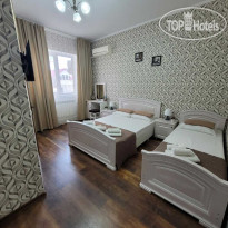 Nadezhda Beach Hotel 