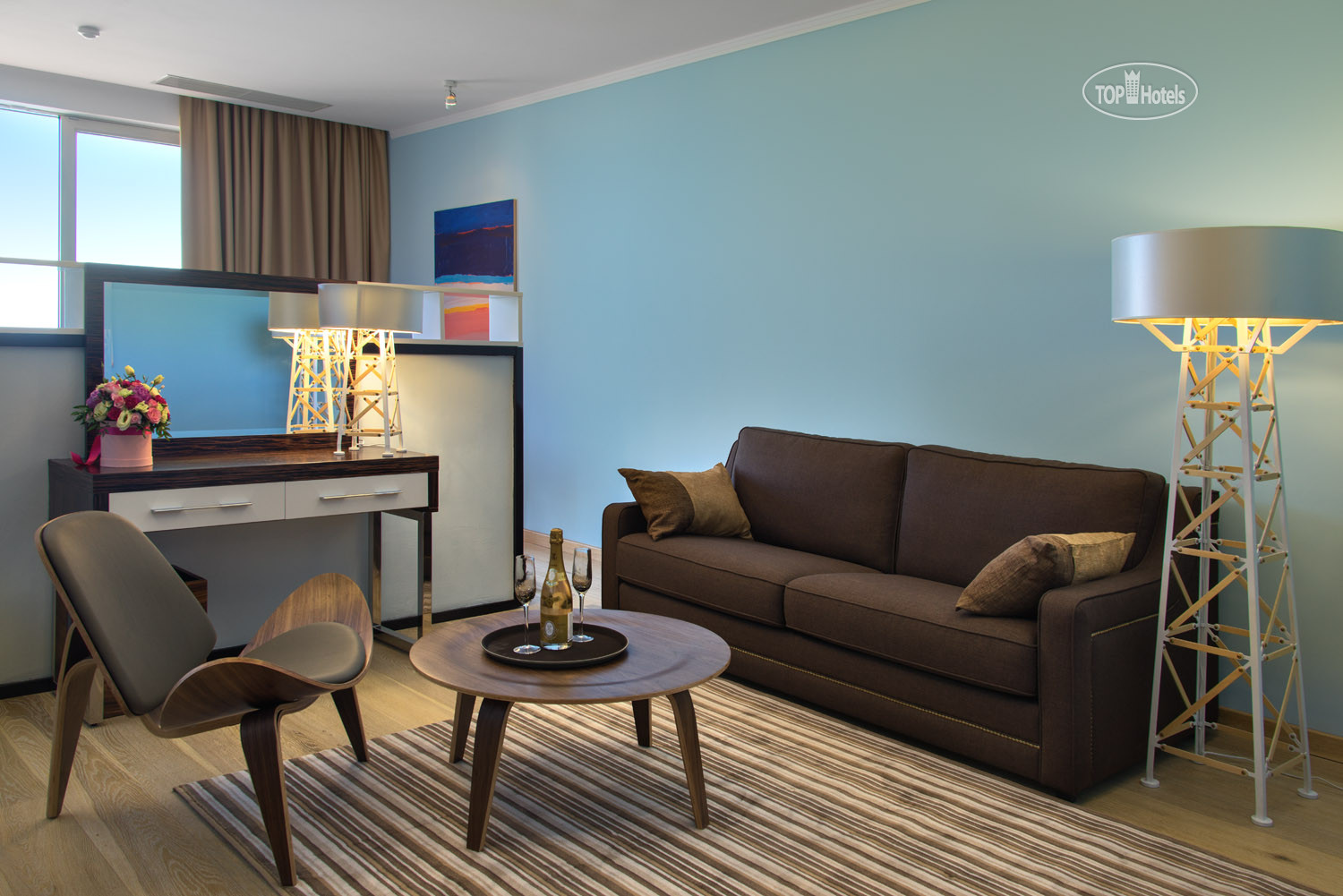 утесов 5. отель в скале утесов анапа. скала утесов анапа ресторан. отель утесов анапа. утес анапа гостиница.