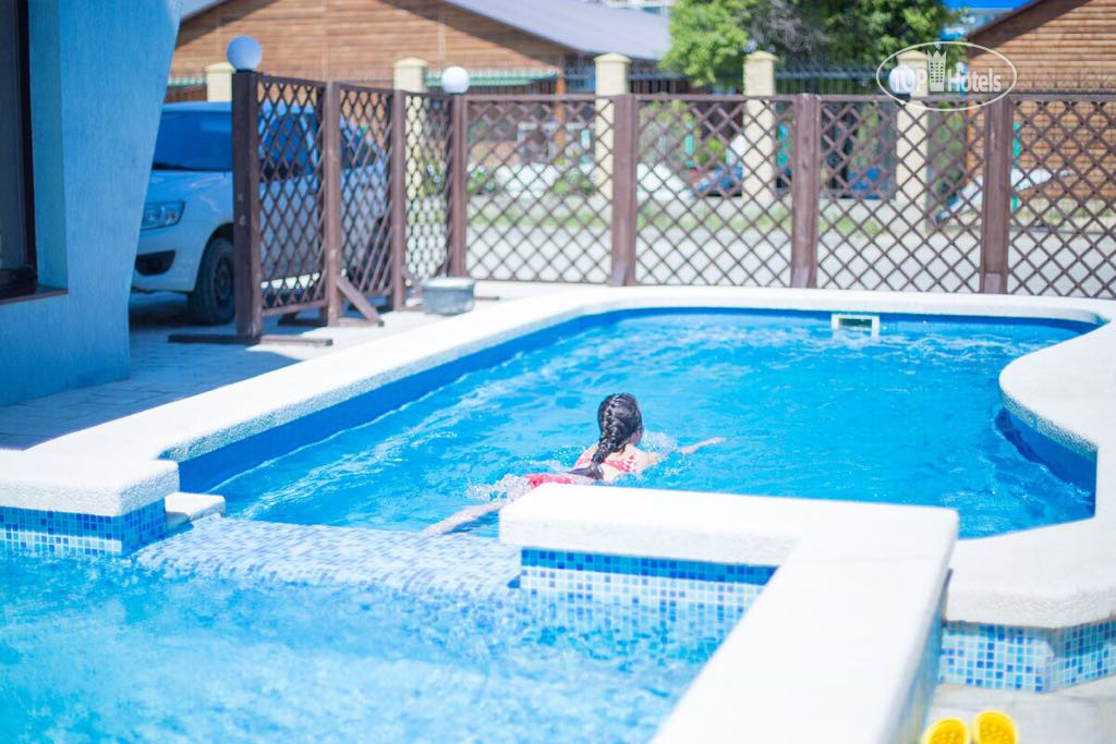 Отель анжелина витязево. Галини резорт витязево. Золотой берег анапа. White hotel витязево. Витязево все включено первая линия с бассейном.