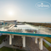 Aurum Family Resort & Spa Бассейн с видом на море