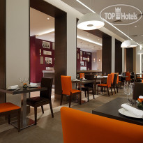 Courtyard by Marriott Sochi Krasnaya Polyana Base Cafe / Arena Restaurant