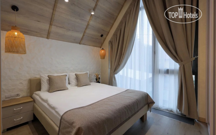 Chalet Mont Cristal by Provence