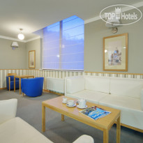 Tulip Inn Rosa Khutor Лобби-бар Tulip Inn Rosa Khuto