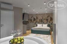 FarFour Inn & Suite 4*