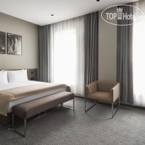 FarFour Inn & Suite
