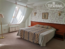 TeaRose 3*