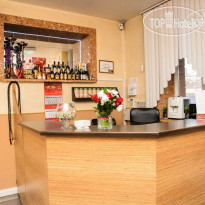 Alexandro House