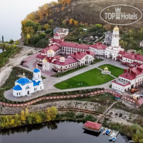 Монастырская 