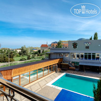 Отель "Медведь Resort" tophotels