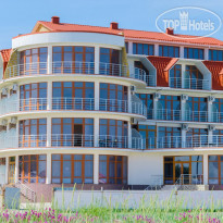 Qirim Hotel 