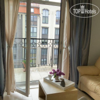 Romantic City Apartments 