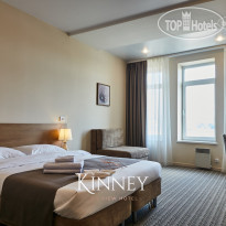 Kinney Sea View Hotel 