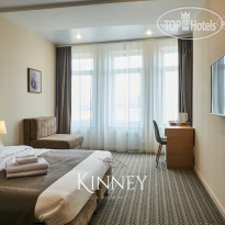 Kinney Sea View Hotel 