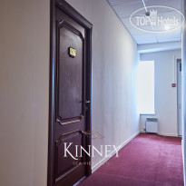 Kinney Sea View Hotel 