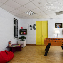 Maxi House Hostel 