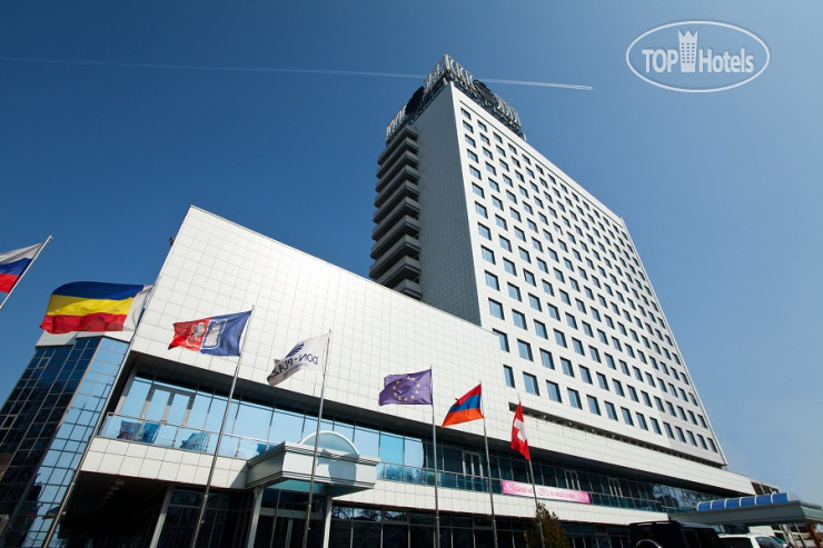 Фотографии отеля  Kongress-hotel Don-Plaza 4*