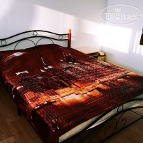 MAX-Hostel 